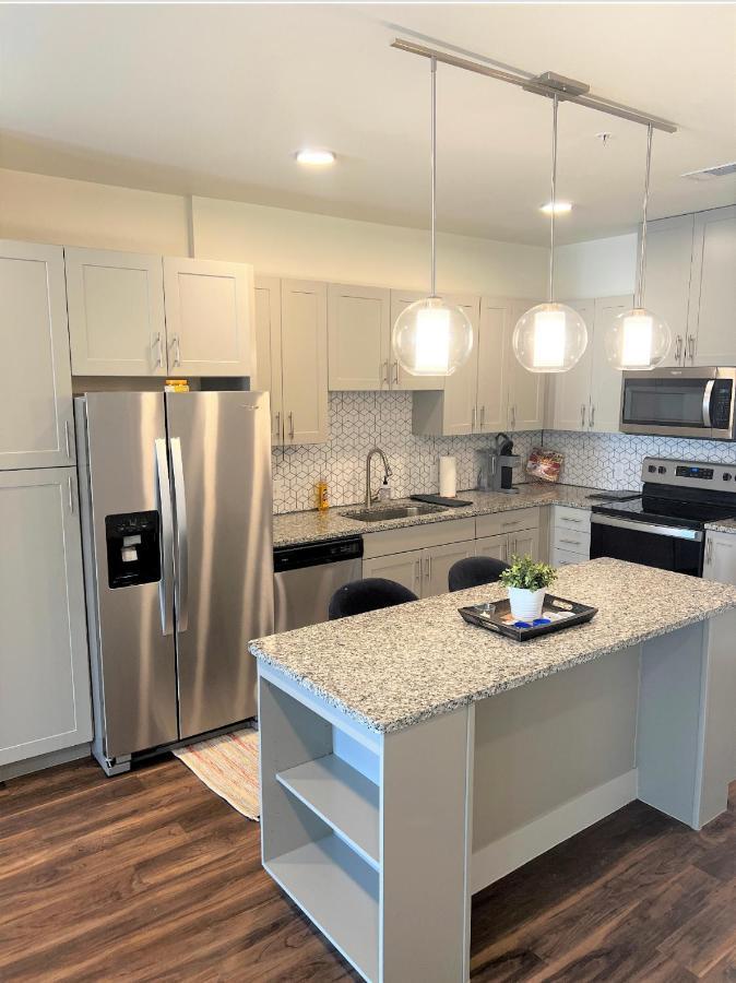 1 Bedroom W Balcony View Resort Pool Free Parking Addison Exterior photo
